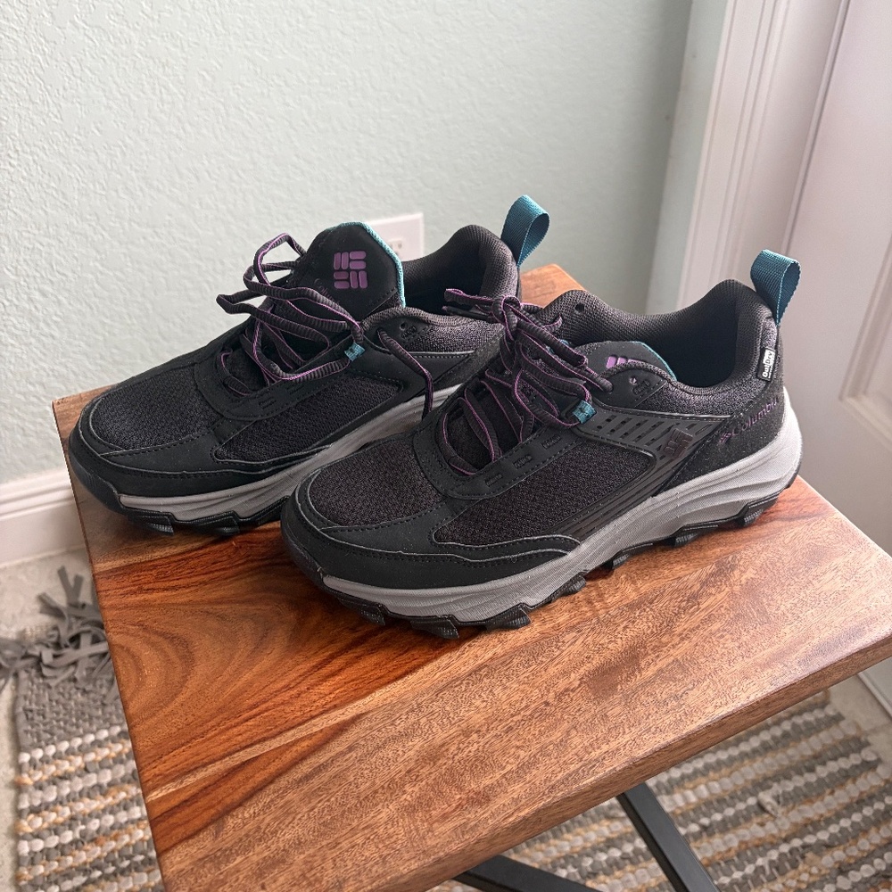 Columbia trail shoes